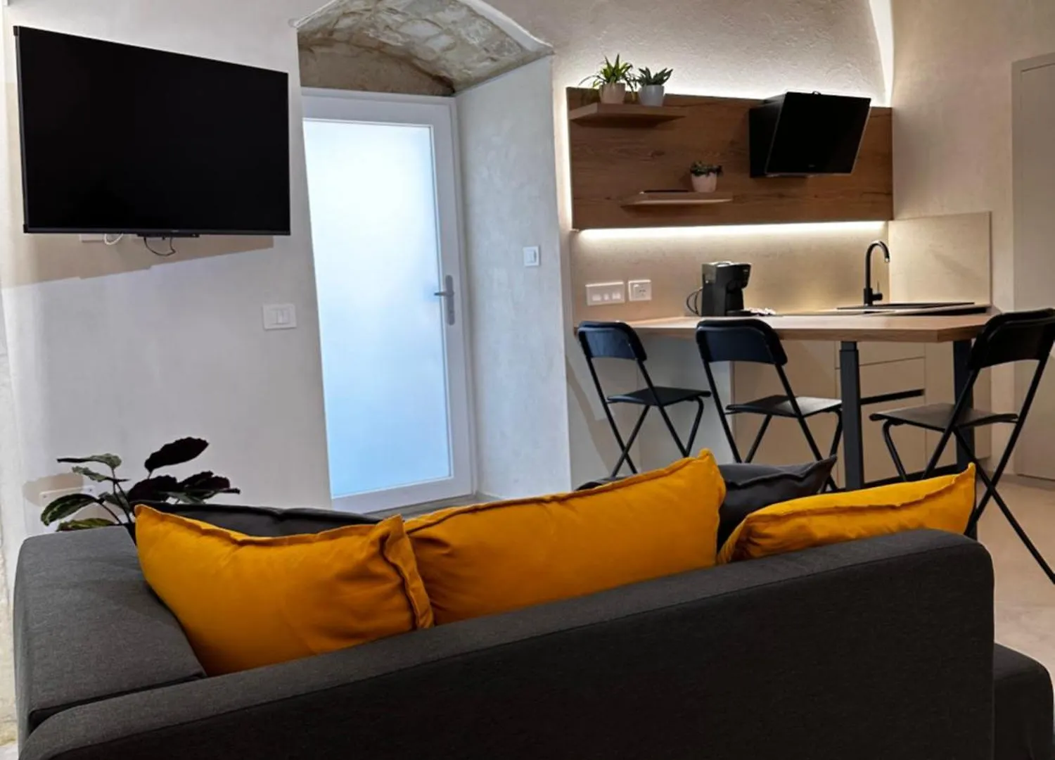 Room2Cento46 Modica 0*,  Italien