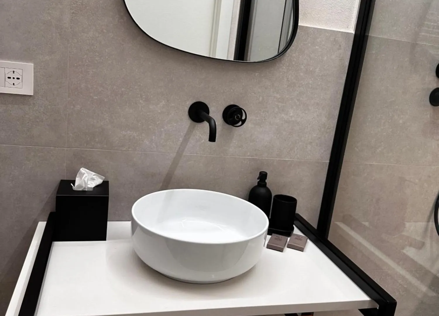 Room2Cento46 Modica Lejlighed